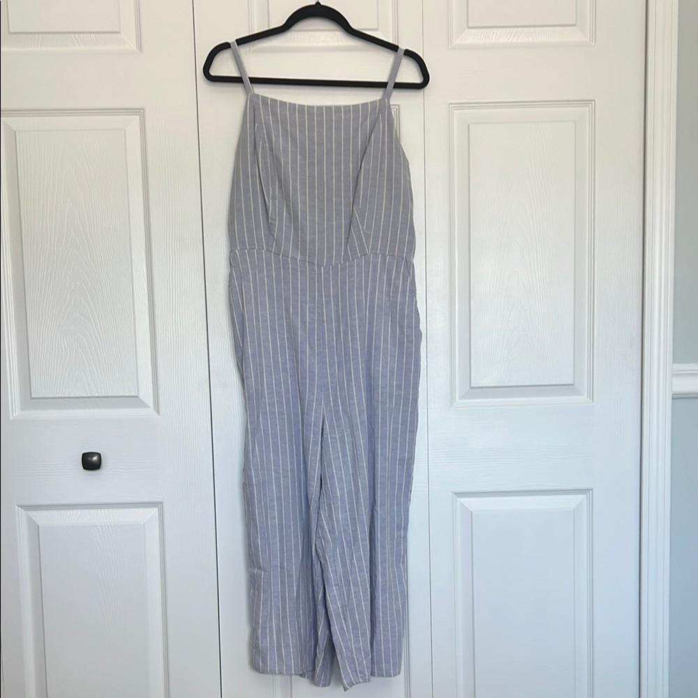 Old Navy Jumpsuit w/ Pockets